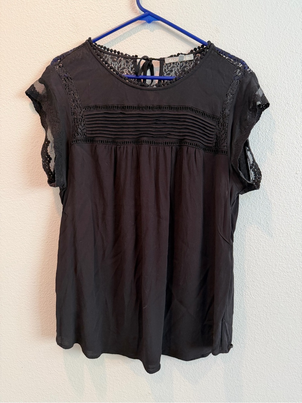 Daniel Rainn Black Lace-Trim Pintuck Short Sleeve Blouse